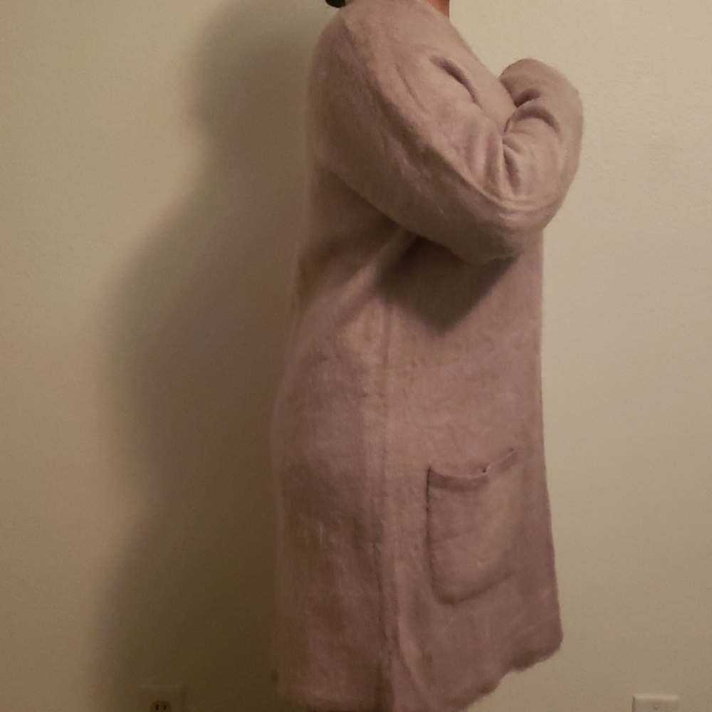Cardigan - Picture 2 of 8